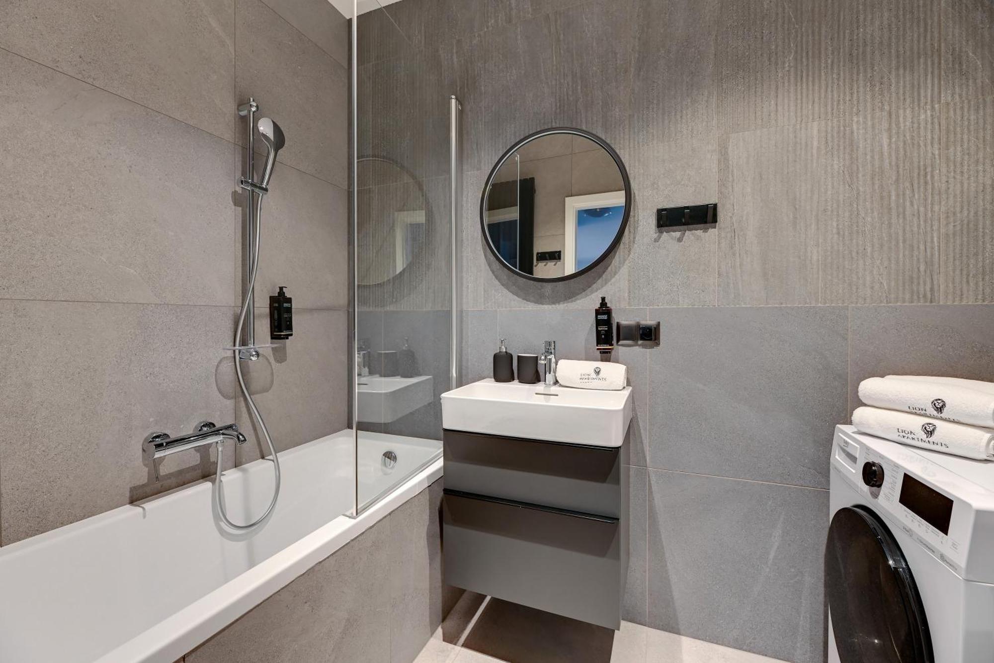 Scala 60H City Center Premium Apartments With Parking By Lion Apartments Danzig Exterior foto
